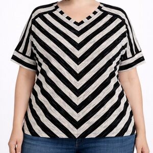 APT. 9 Black White Striped Dolman Sleeve Top Chevron Pattern Women’s Size L